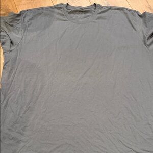 Men's Charcoal Gray Short Sleeve Tee